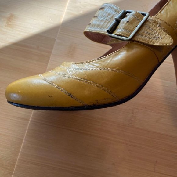 Re-Mix It Girl Shoes Mustard 6 - Picture 2 of 11